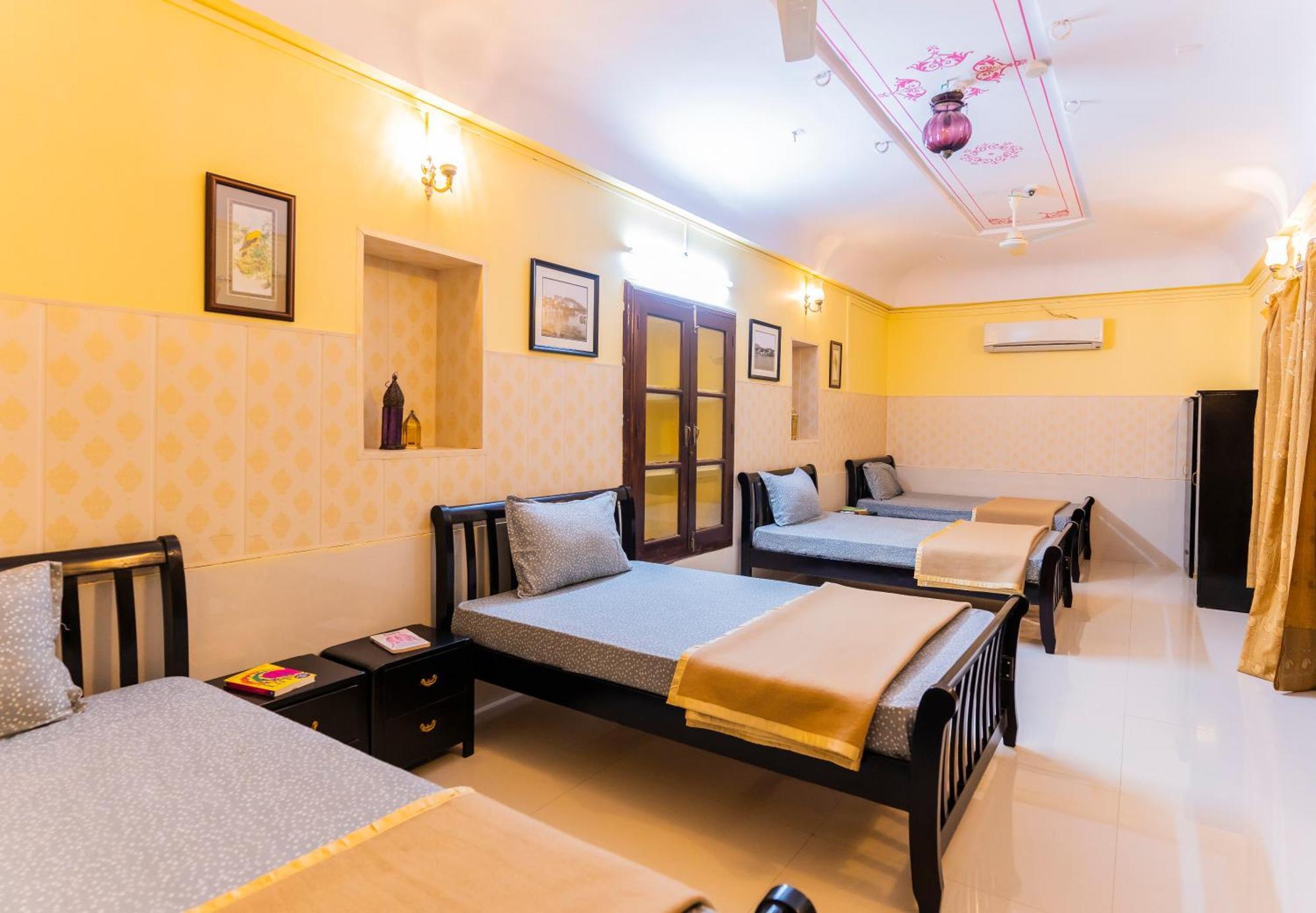 Kalyan Villa Homestay Udaipur Exterior photo