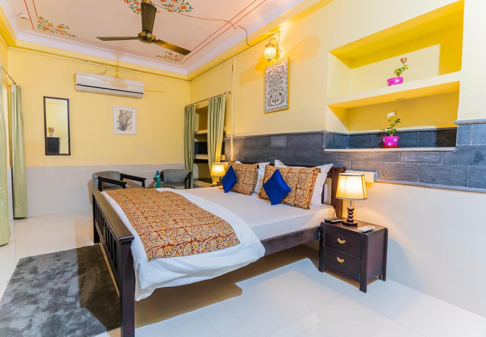 Kalyan Villa Homestay Udaipur Exterior photo